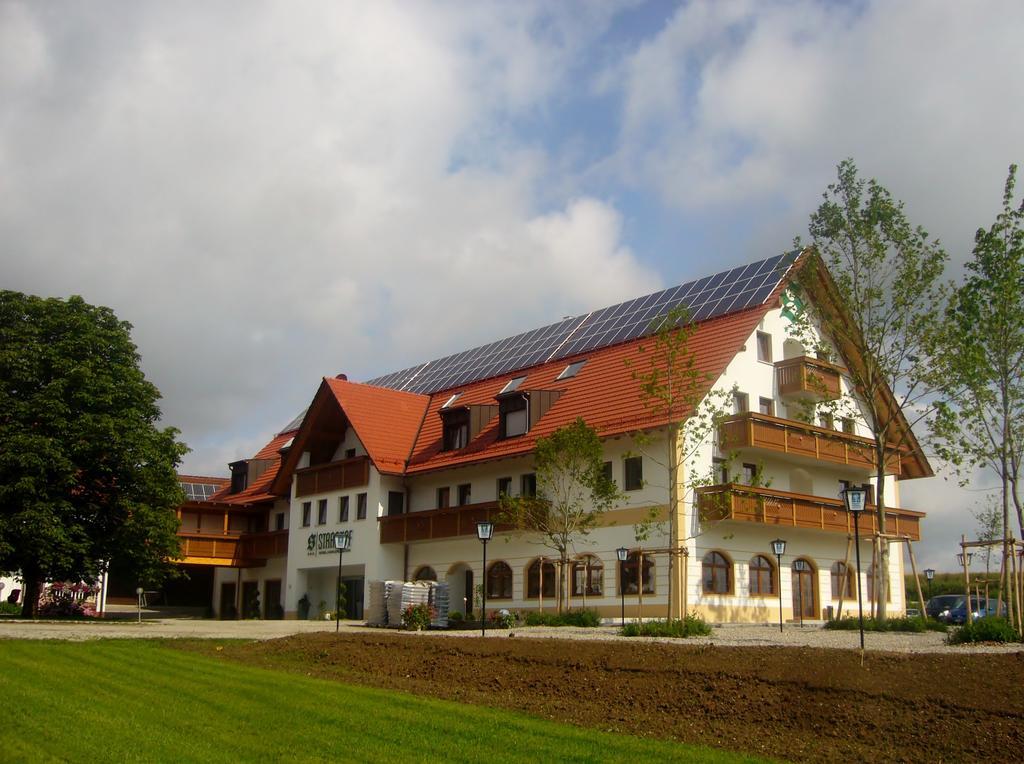 Hotel Straßhof Pfaffenhofen an der Ilm Exterior foto