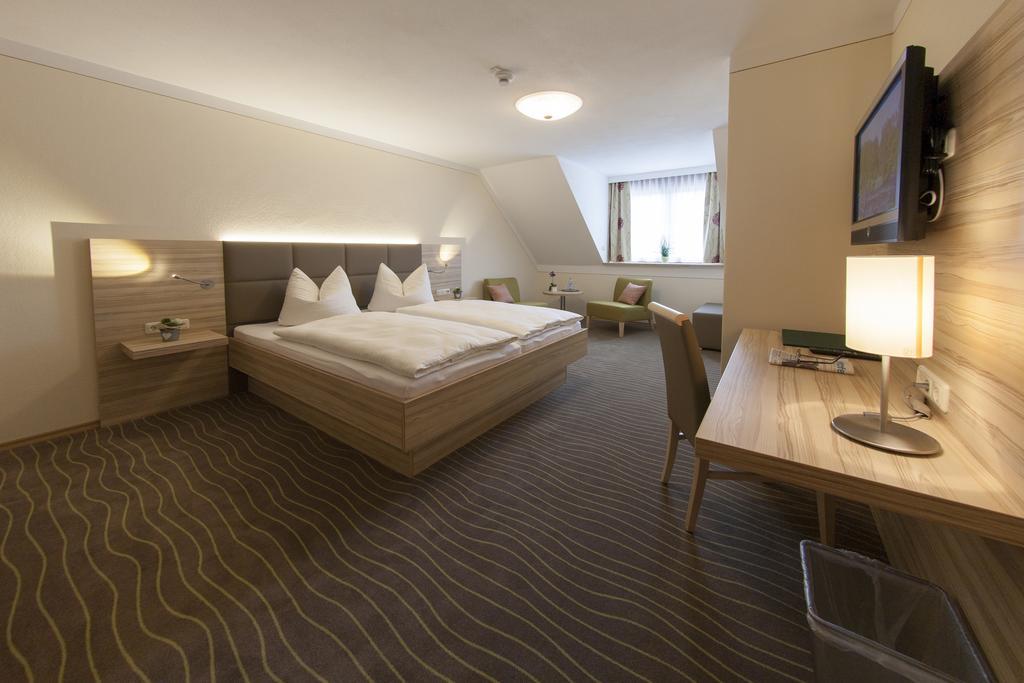 Hotel Straßhof Pfaffenhofen an der Ilm Zimmer foto